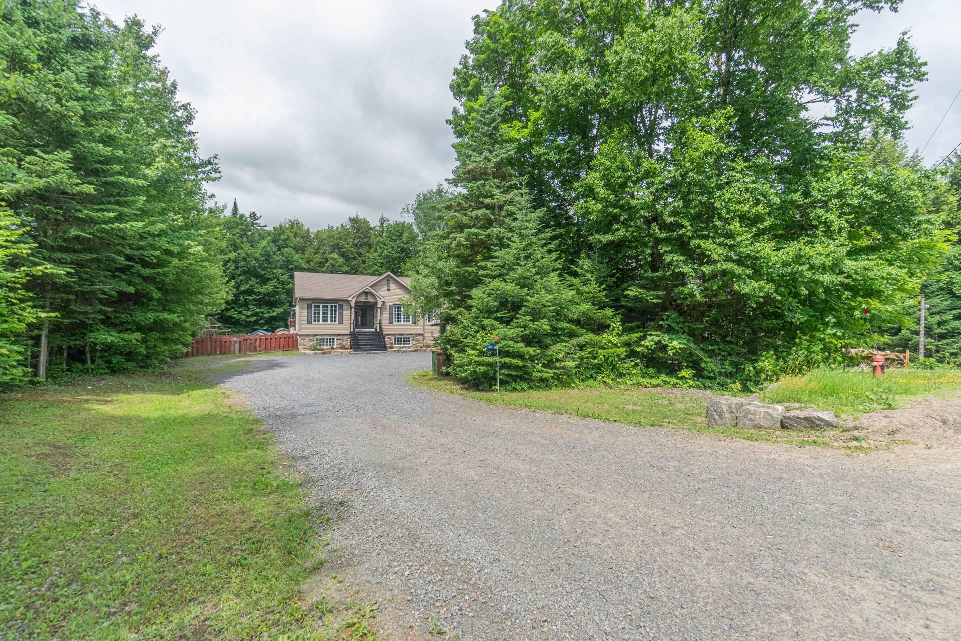 









60


Place Romaric

,
Brébeuf,




QC
J0T1B0


