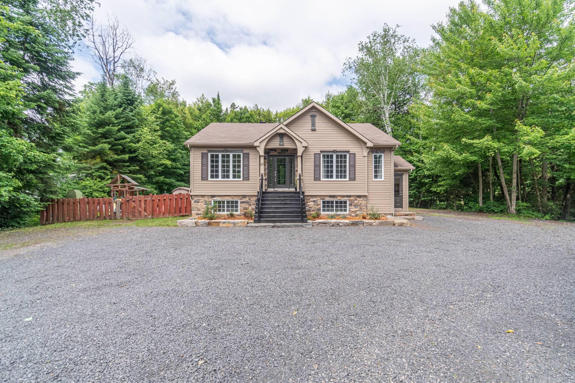 









60


Place Romaric

,
Brébeuf,




QC
J0T1B0

