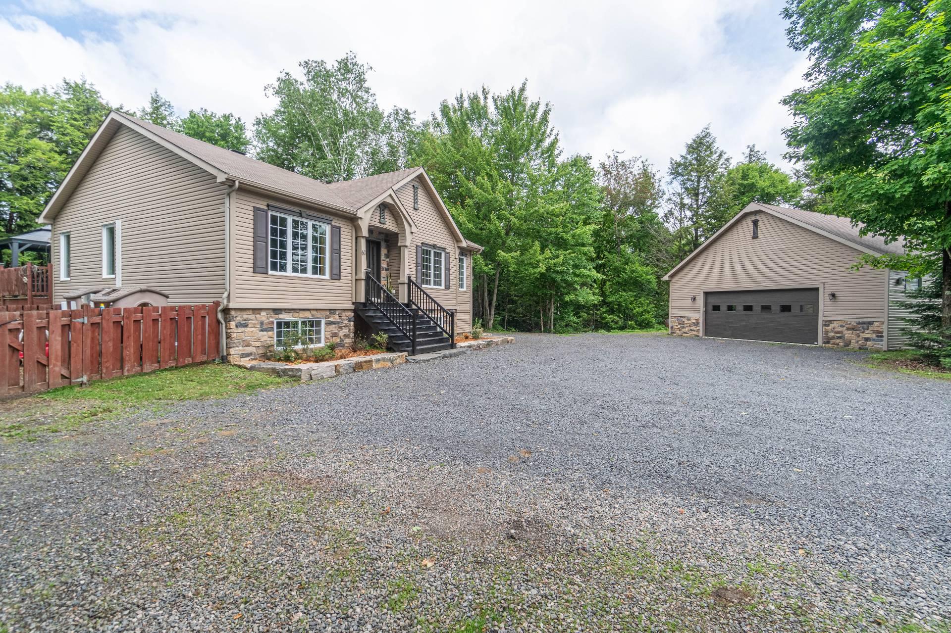 









60


Place Romaric

,
Brébeuf,




QC
J0T1B0

