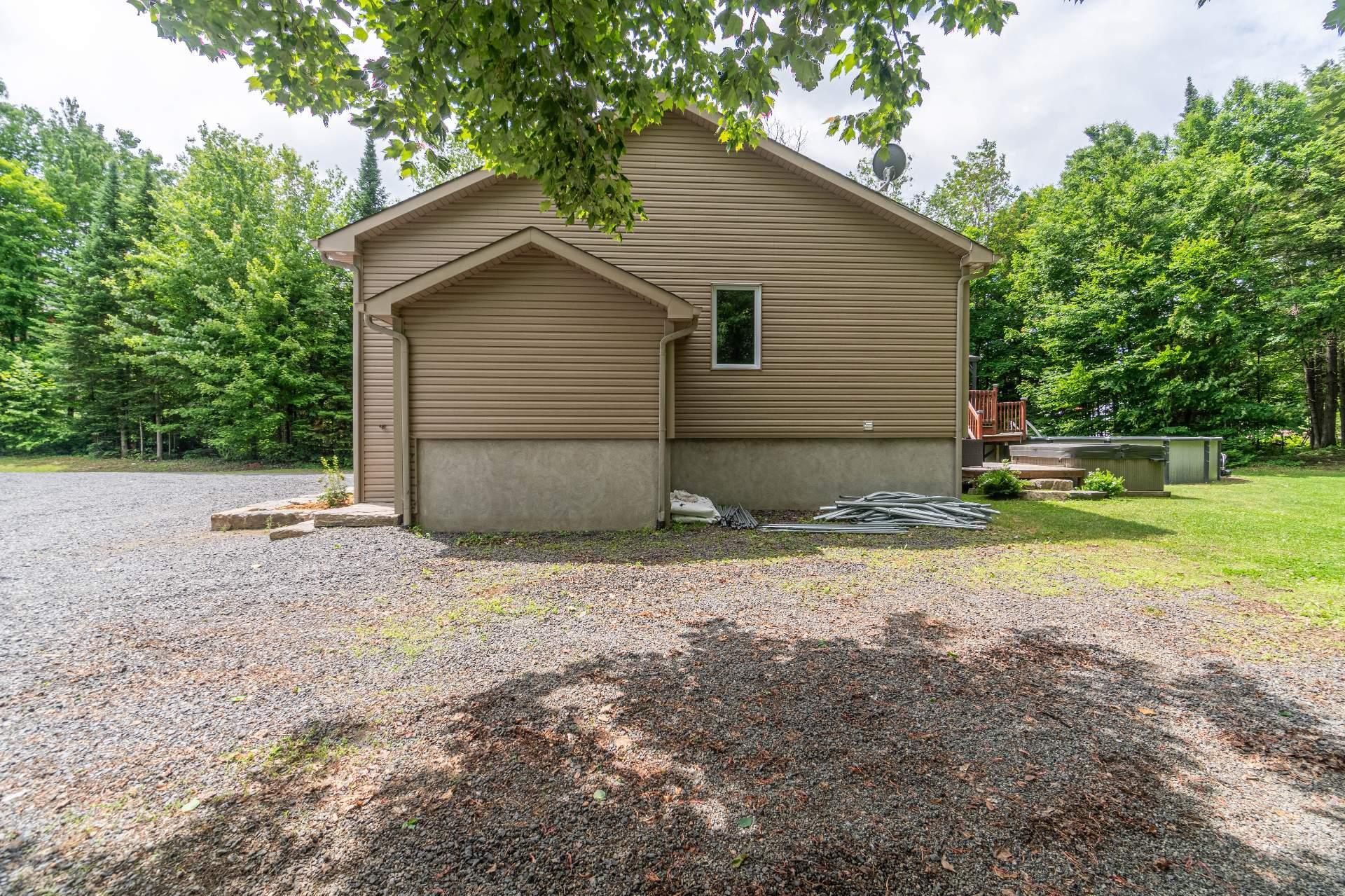 









60


Place Romaric

,
Brébeuf,




QC
J0T1B0


