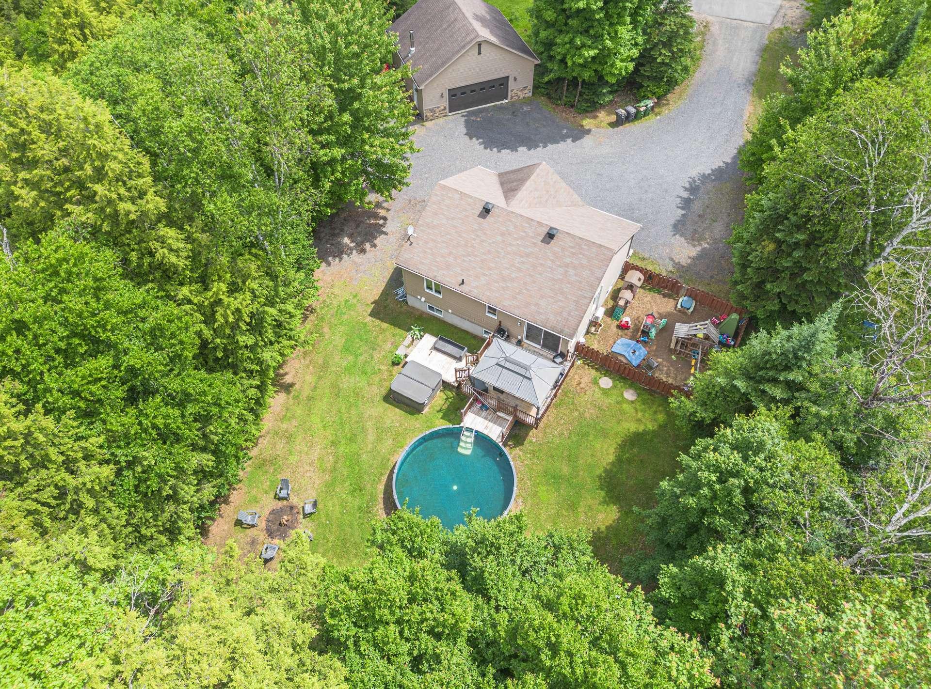 









60


Place Romaric

,
Brébeuf,




QC
J0T1B0

