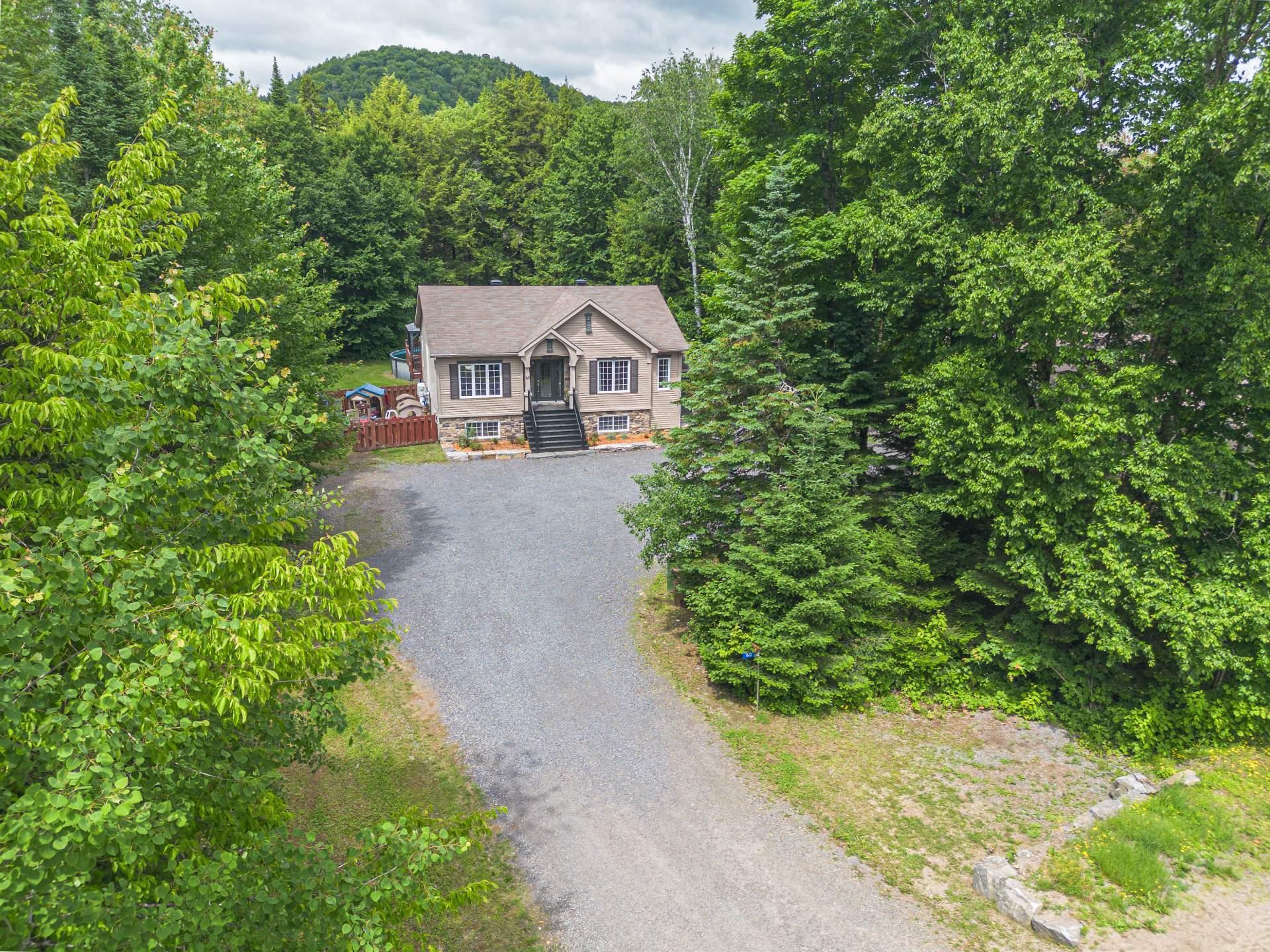 









60


Place Romaric

,
Brébeuf,




QC
J0T1B0

