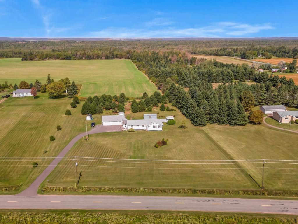 












11206 Shore Road

,
Little Sands,




PE
C0A 1W0

