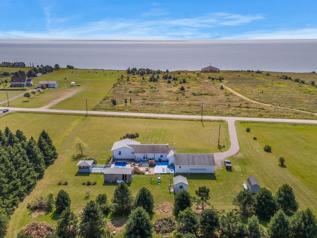 












11206 Shore Road

,
Little Sands,




PE
C0A 1W0

