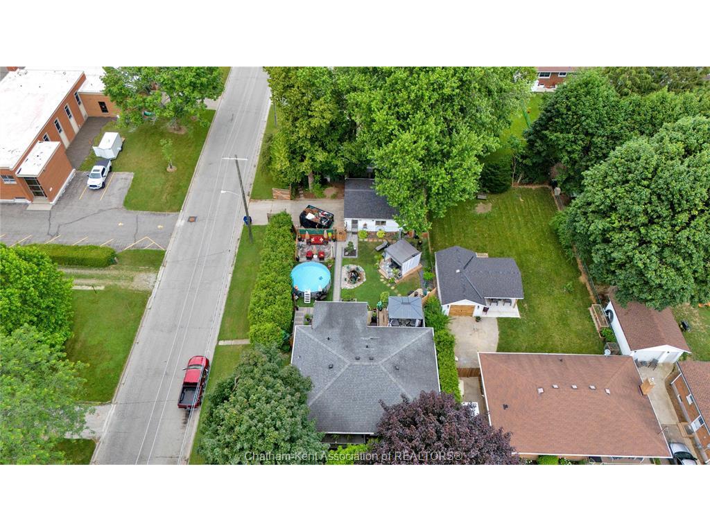 









127


Coatsworth

Avenue,
Chatham,




ON
N7L 1P7


