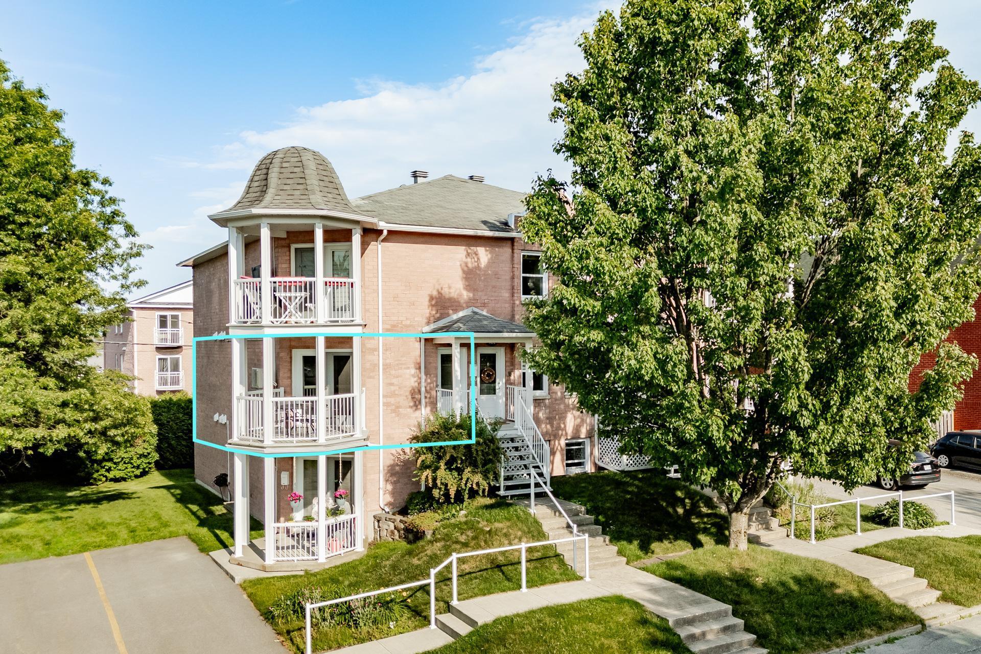 









924


Rue Jovette-Bernier

,
Sherbrooke (Les Nations),




QC
J1J4L2

