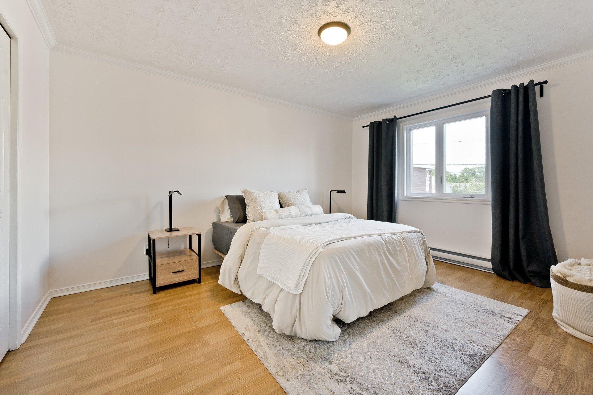 









924


Rue Jovette-Bernier

,
Sherbrooke (Les Nations),




QC
J1J4L2

