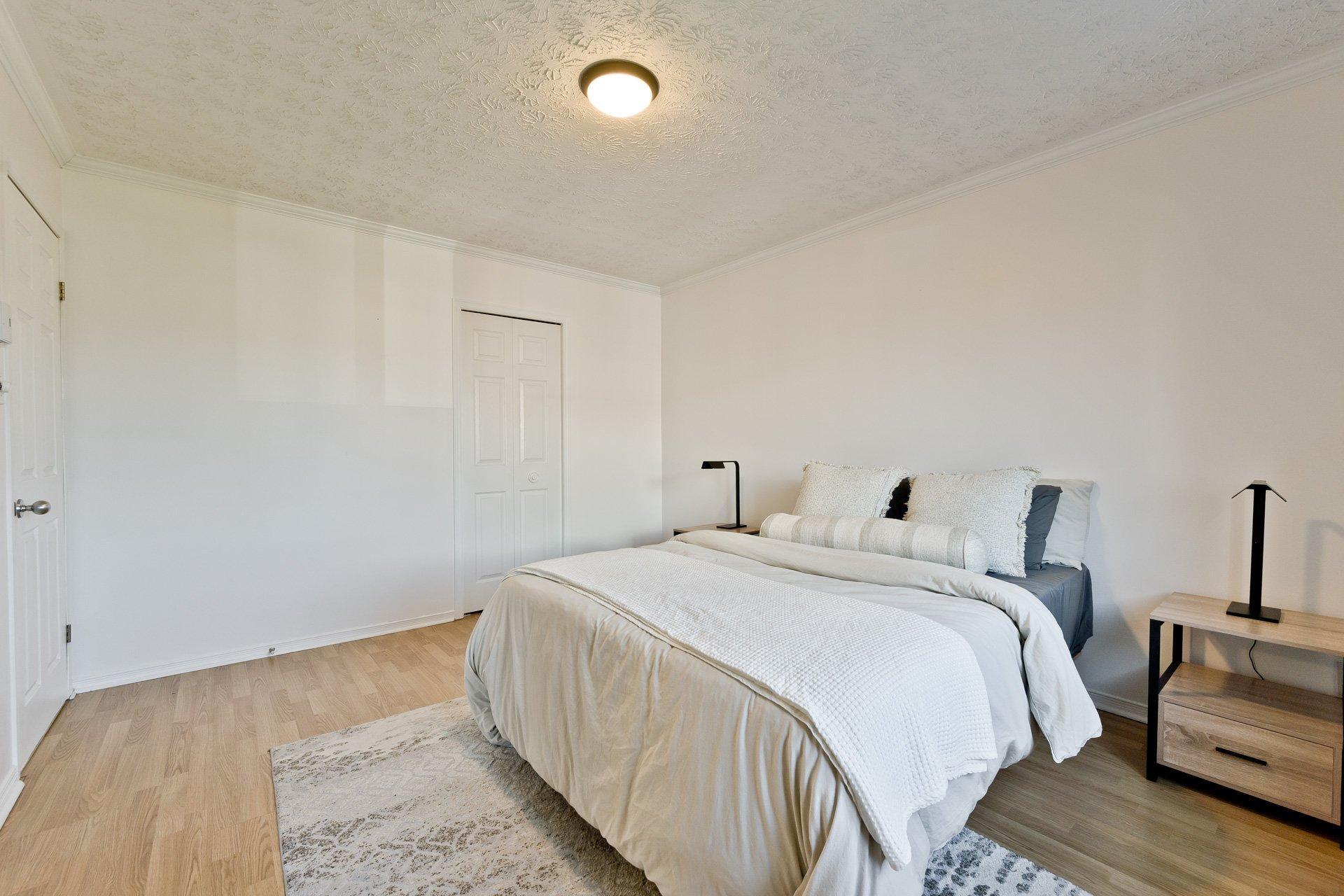 









924


Rue Jovette-Bernier

,
Sherbrooke (Les Nations),




QC
J1J4L2

