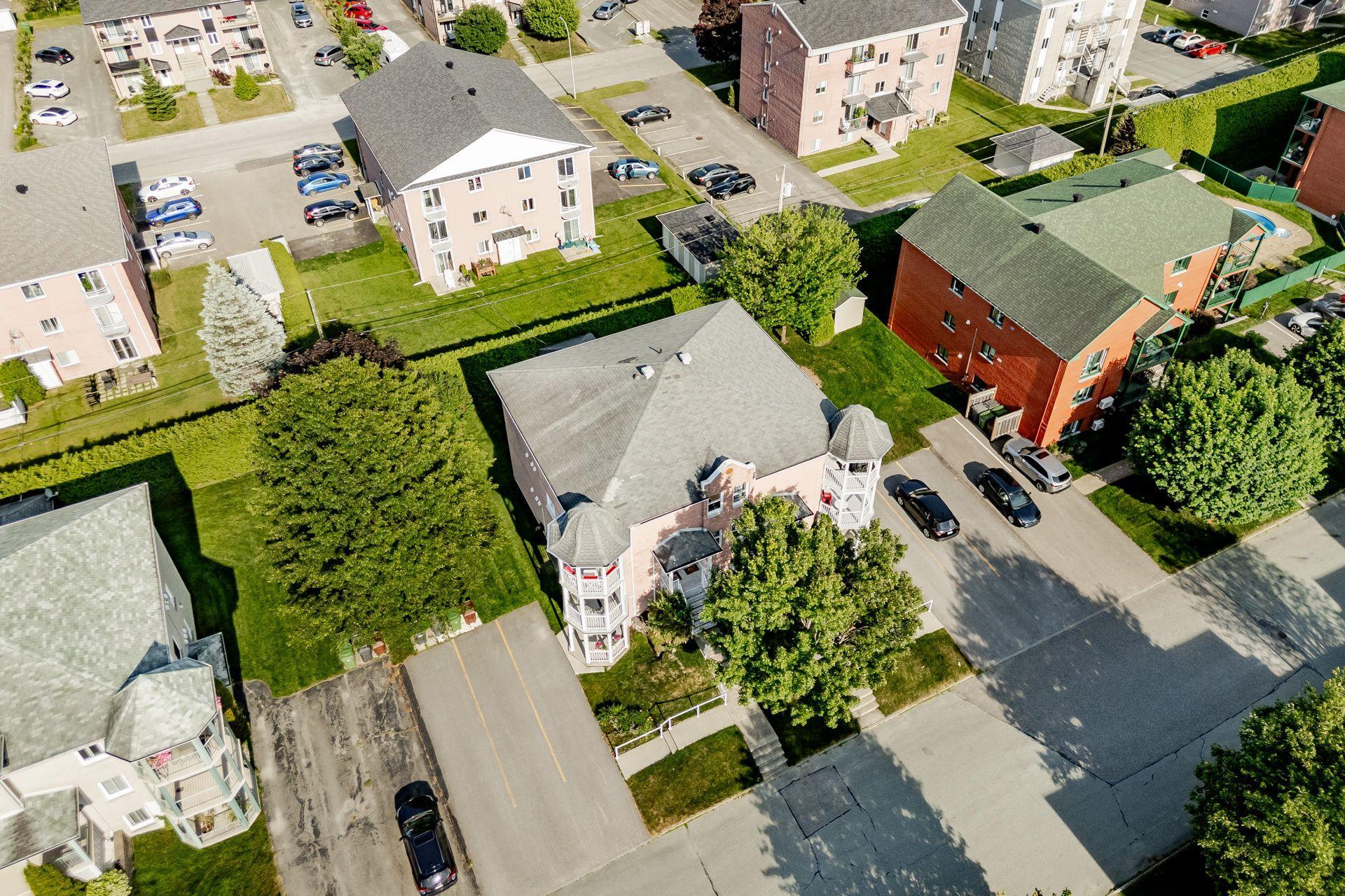 









924


Rue Jovette-Bernier

,
Sherbrooke (Les Nations),




QC
J1J4L2

