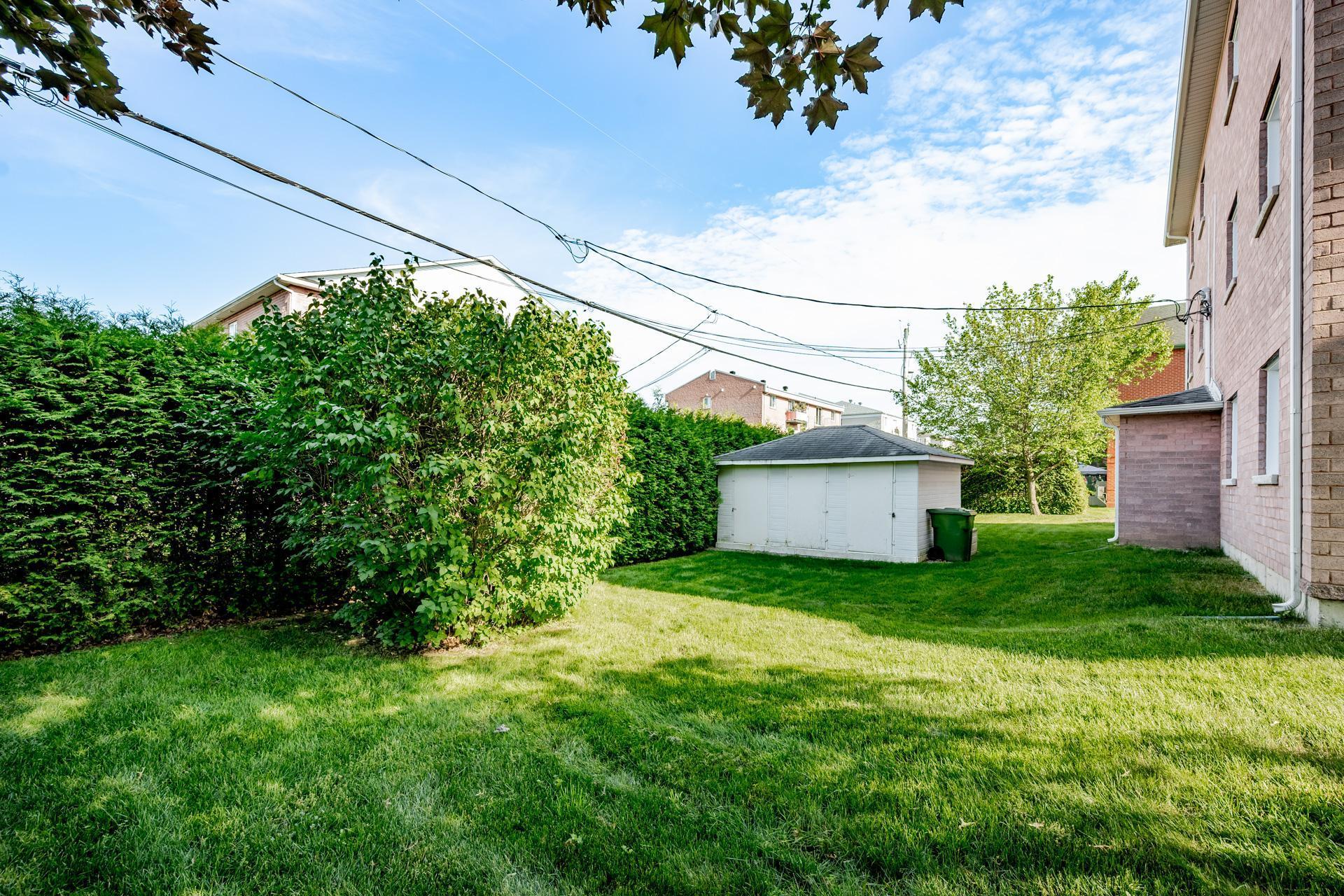 









924


Rue Jovette-Bernier

,
Sherbrooke (Les Nations),




QC
J1J4L2

