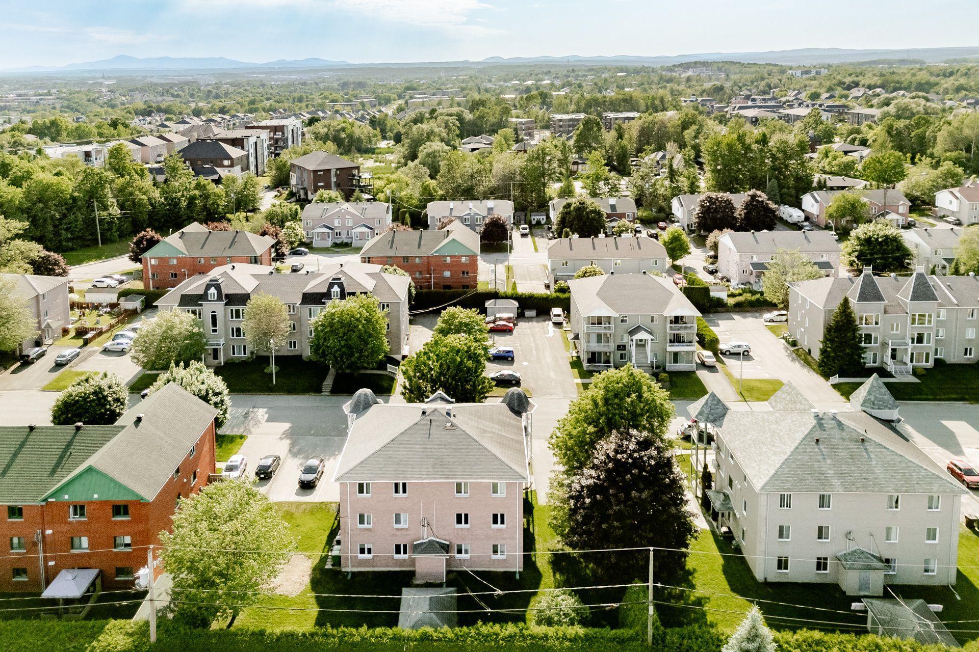 









924


Rue Jovette-Bernier

,
Sherbrooke (Les Nations),




QC
J1J4L2

