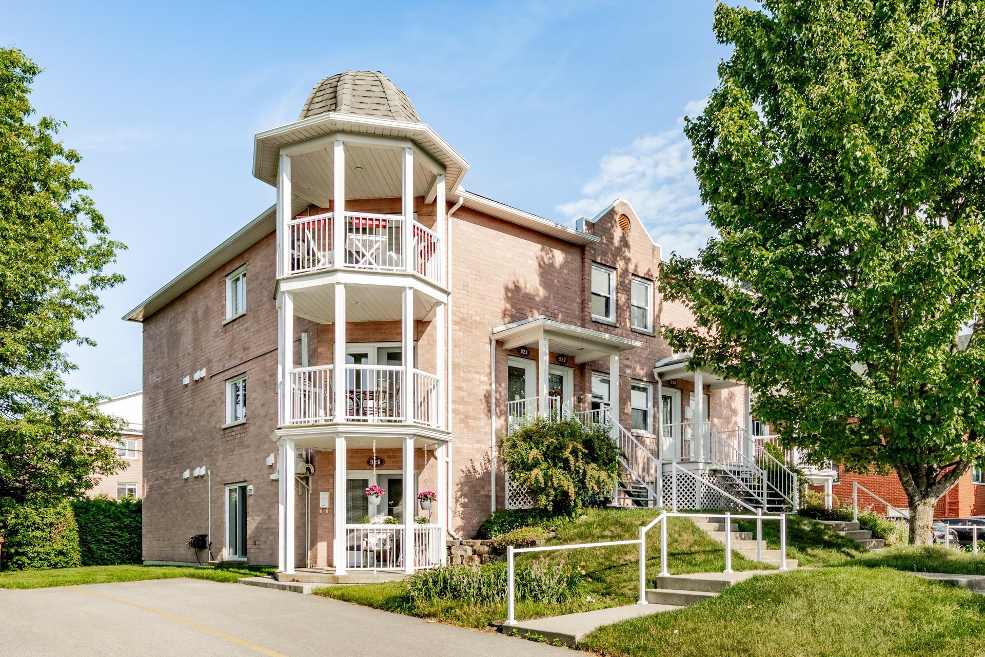 









924


Rue Jovette-Bernier

,
Sherbrooke (Les Nations),




QC
J1J4L2

