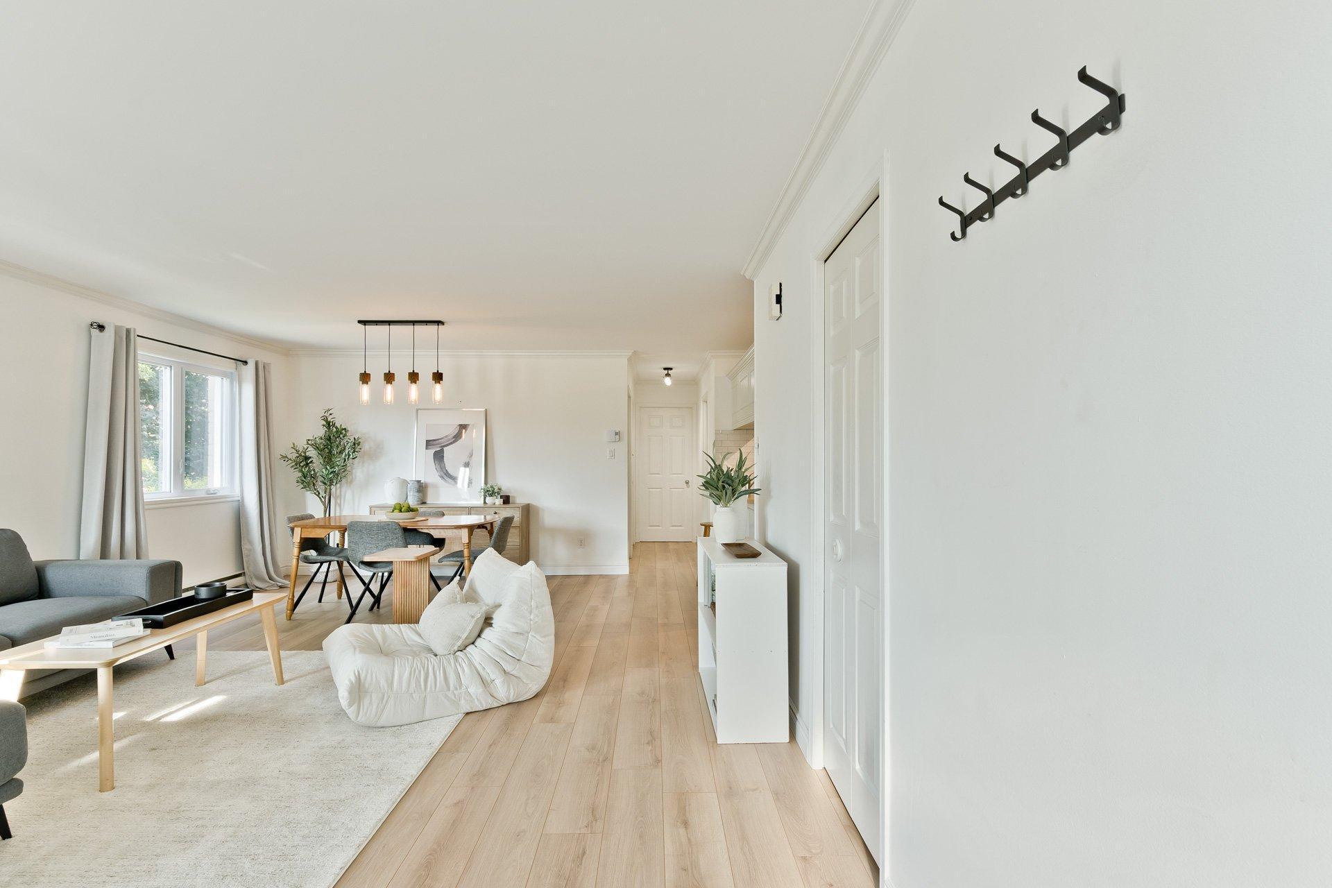 









924


Rue Jovette-Bernier

,
Sherbrooke (Les Nations),




QC
J1J4L2

