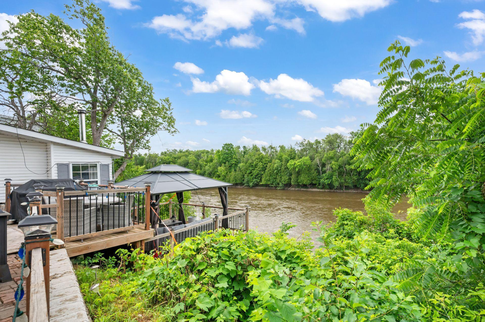 









3620


Côte de Terrebonne

,
Terrebonne (Terrebonne),




QC
J6Y1H5

