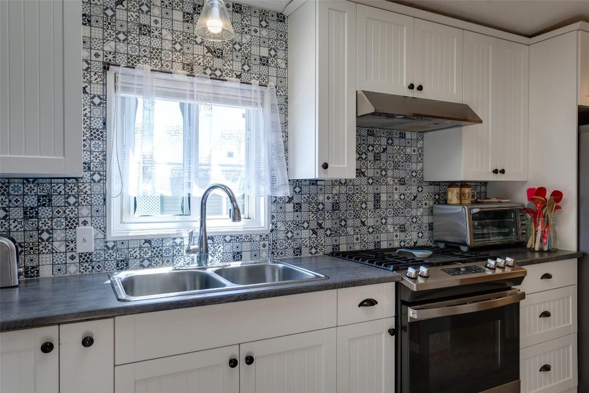 









720


Commonwealth

Road, 136,
Kelowna,




BC
V4V 1R8

