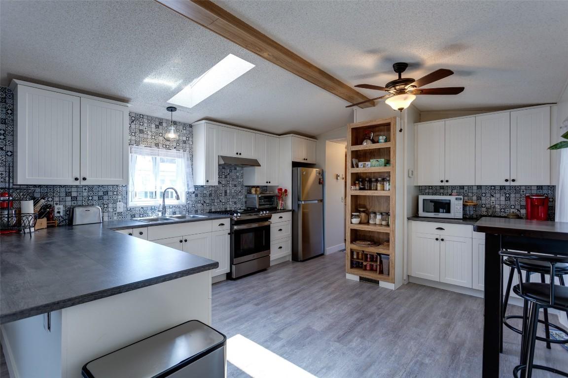 









720


Commonwealth

Road, 136,
Kelowna,




BC
V4V 1R8

