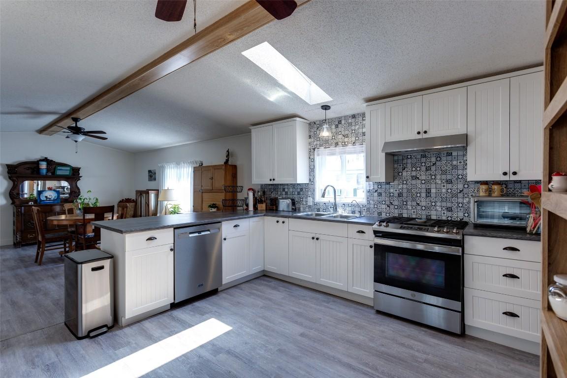 









720


Commonwealth

Road, 136,
Kelowna,




BC
V4V 1R8

