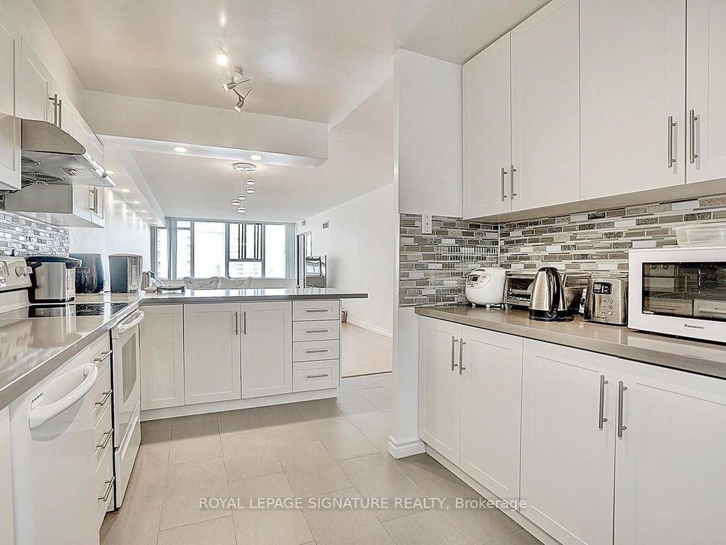 









45


Carlton

Street, 1209,
Toronto,




ON
M5B 2H9

