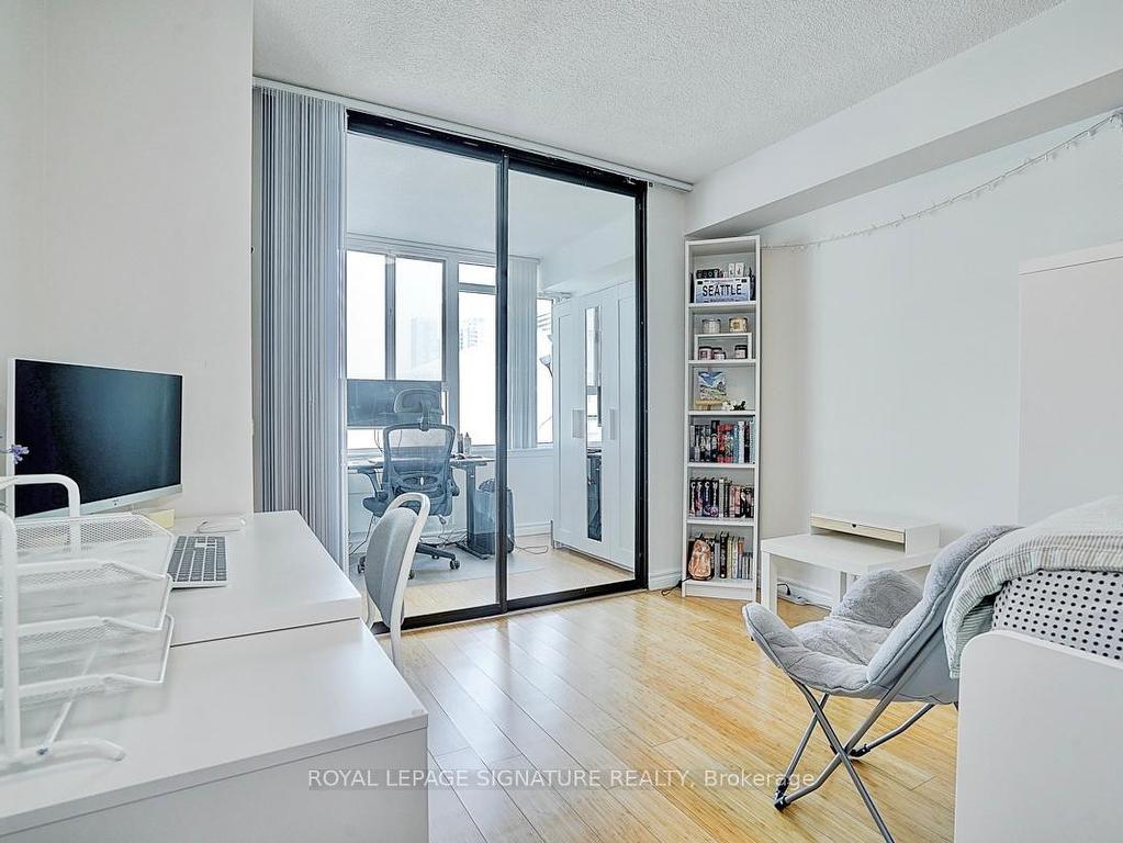 









45


Carlton

Street, 1209,
Toronto,




ON
M5B 2H9

