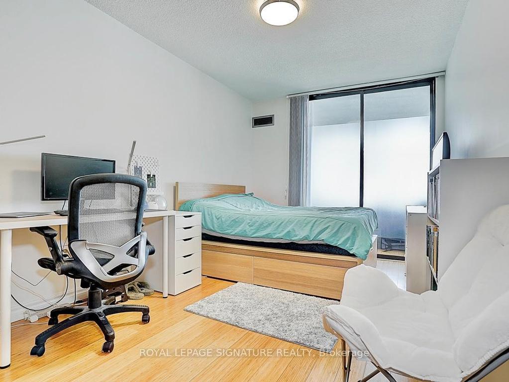 









45


Carlton

Street, 1209,
Toronto,




ON
M5B 2H9

