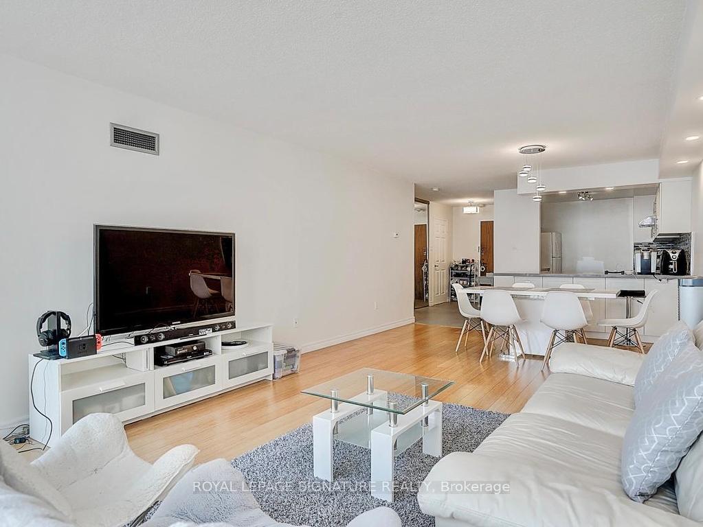 









45


Carlton

Street, 1209,
Toronto,




ON
M5B 2H9

