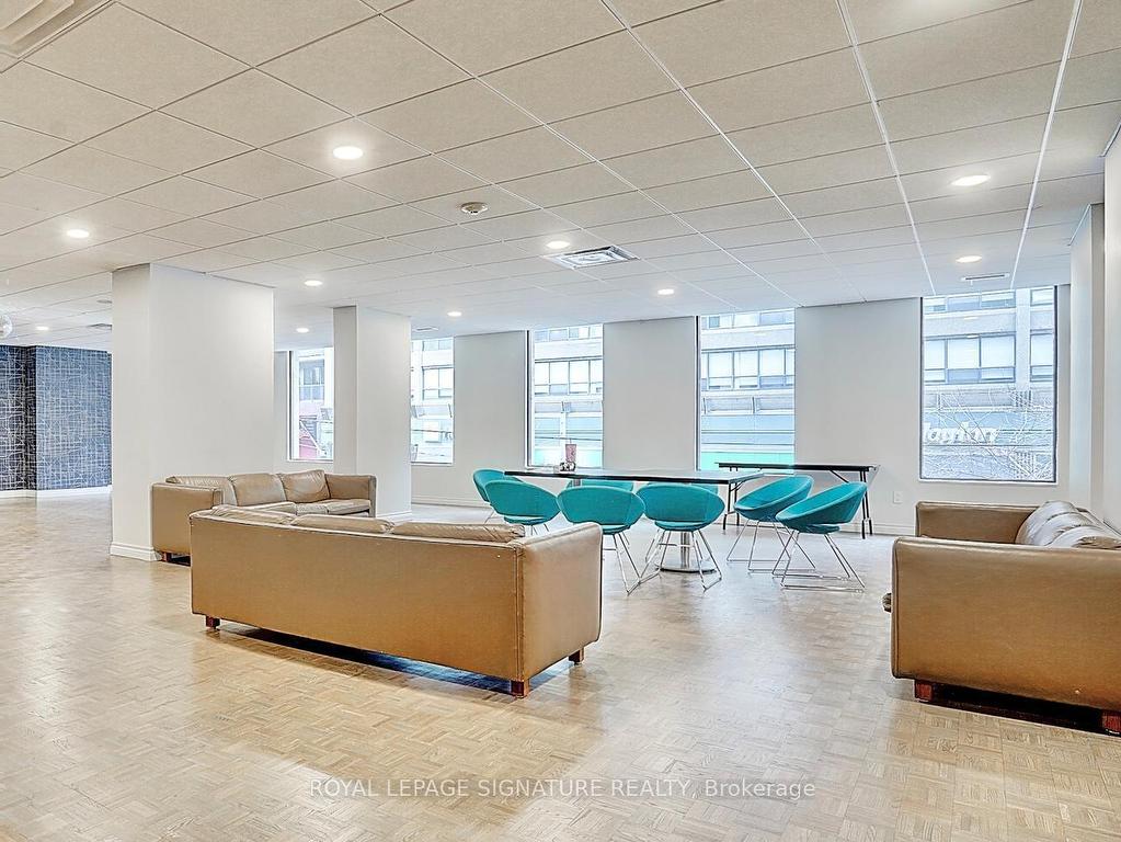 









45


Carlton

Street, 1209,
Toronto,




ON
M5B 2H9

