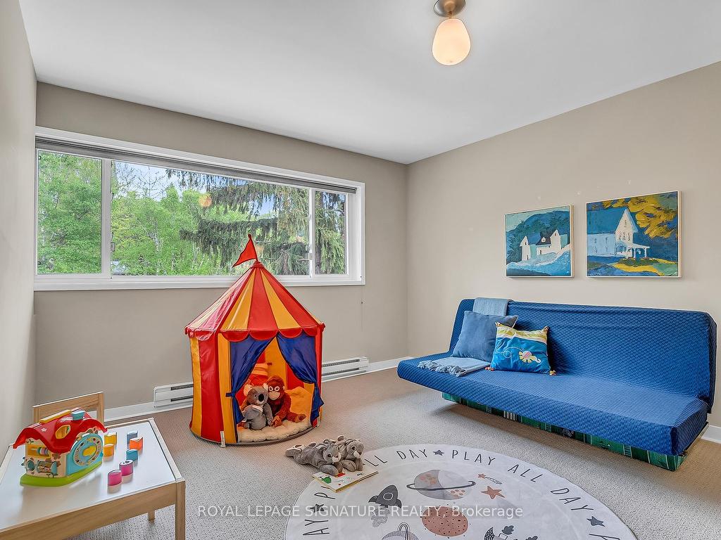 









8


Silverdale

Crescent,
Toronto,




ON
M3A 3H1

