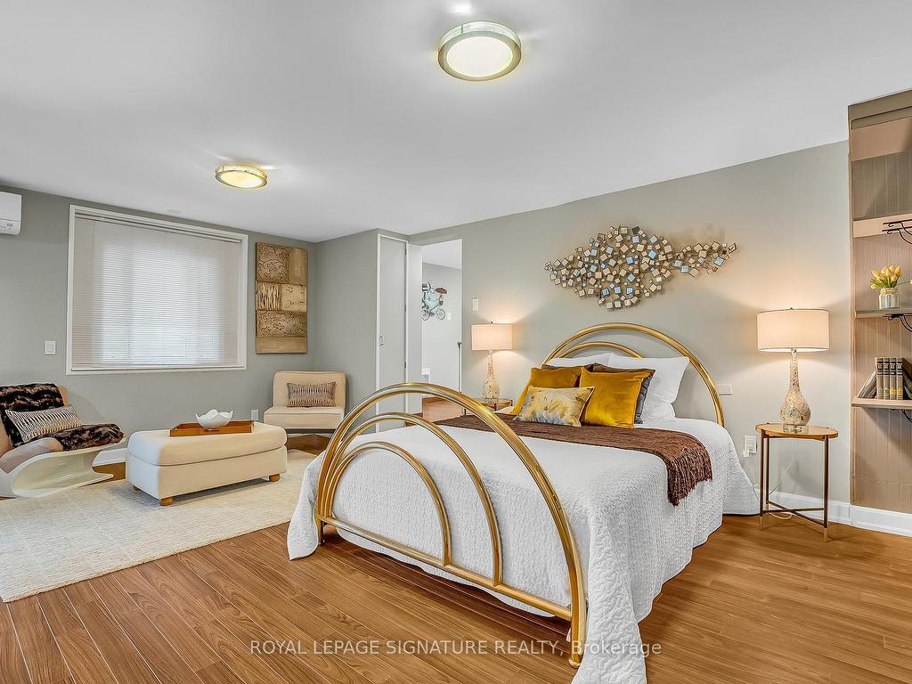 









8


Silverdale

Crescent,
Toronto,




ON
M3A 3H1

