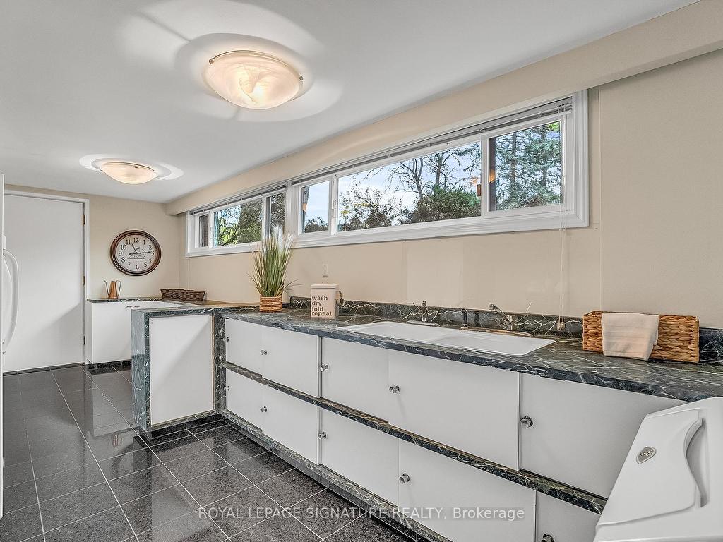 









8


Silverdale

Crescent,
Toronto,




ON
M3A 3H1

