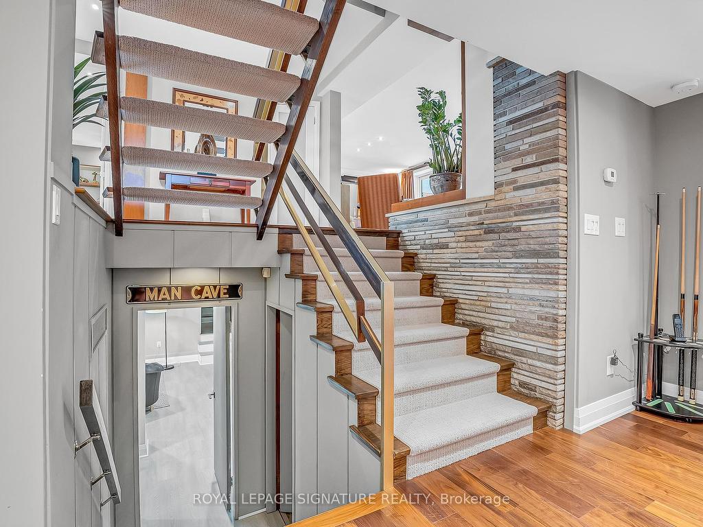 









8


Silverdale

Crescent,
Toronto,




ON
M3A 3H1

