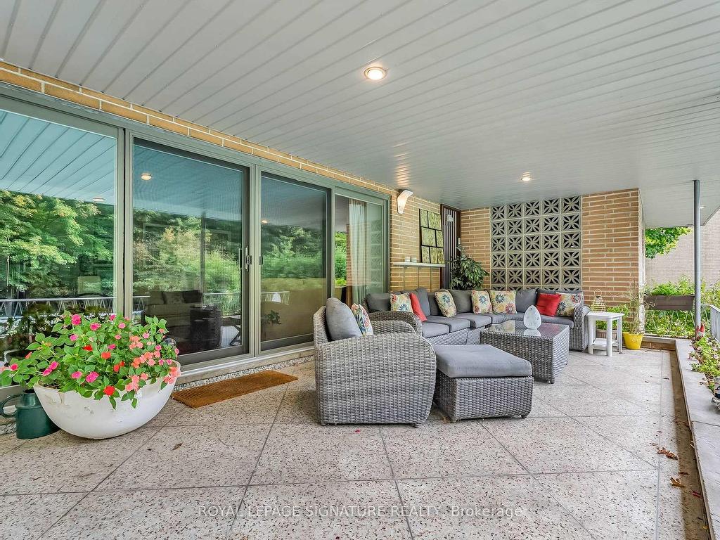 









8


Silverdale

Crescent,
Toronto,




ON
M3A 3H1

