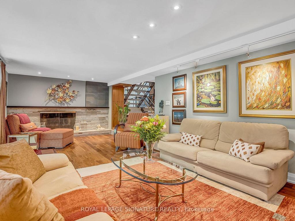 









8


Silverdale

Crescent,
Toronto,




ON
M3A 3H1

