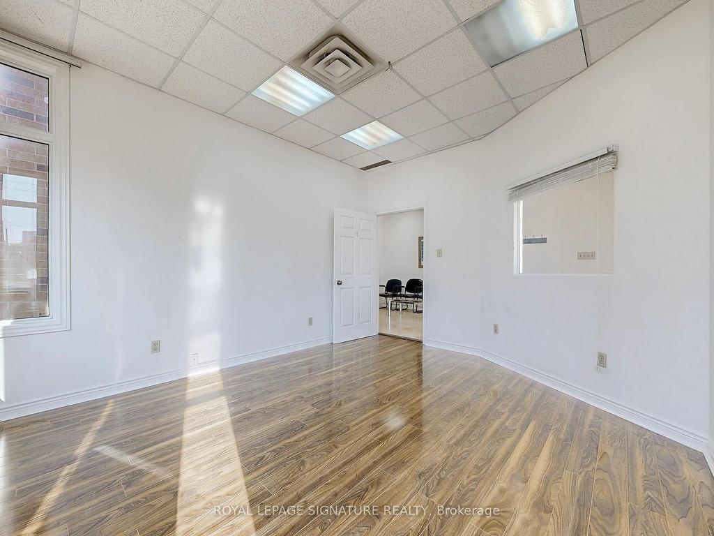 









951


Wilson

Avenue, 21L,
Toronto,




ON
M3K 2A7

