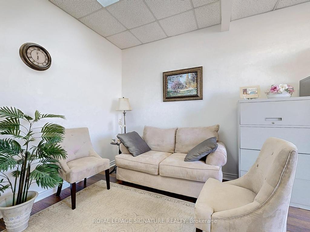 









951


Wilson

Avenue, 21L,
Toronto,




ON
M3K 2A7

