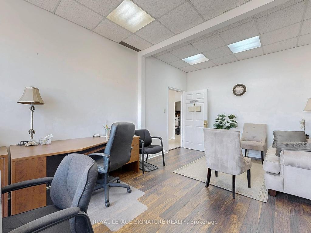 









951


Wilson

Avenue, 21L,
Toronto,




ON
M3K 2A7

