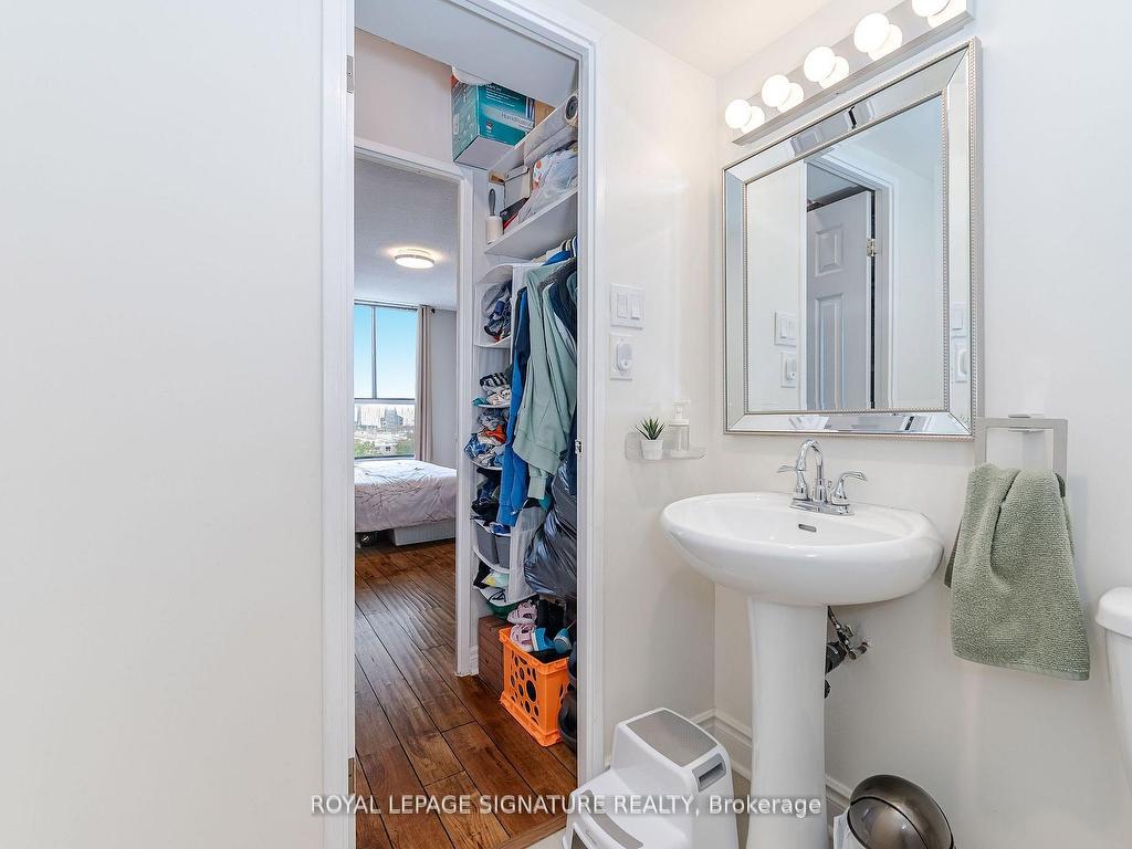 









3170


Kirwin

Avenue, 1003,
Mississauga,




ON
L5A 3R1

