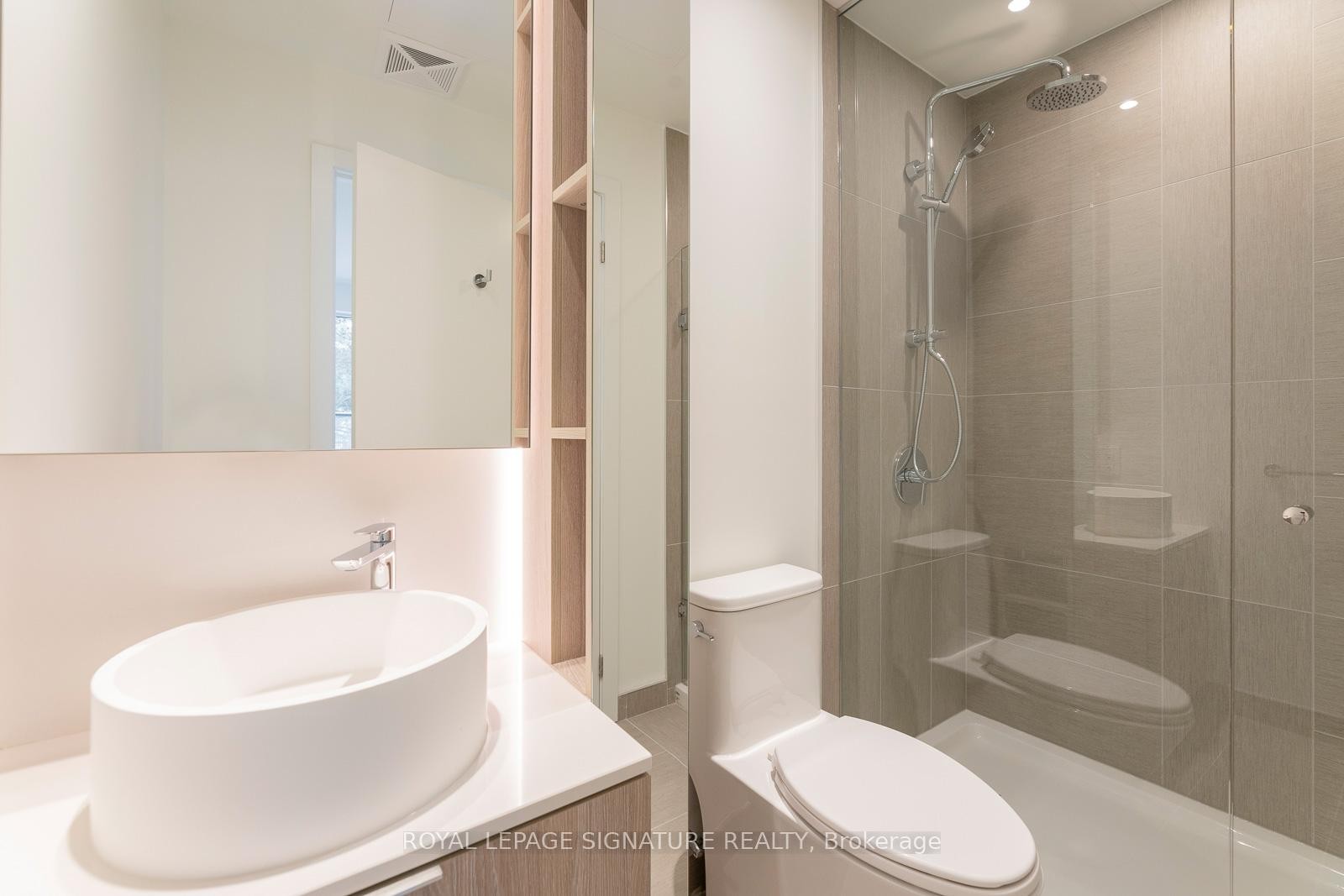 









28


Ann

Street, 215,
Mississauga,




ON
M3C 0H5

