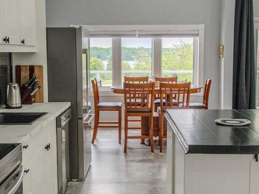 









9


Lytle

Lane,
Kawartha Lakes,




ON
K0M 2B0

