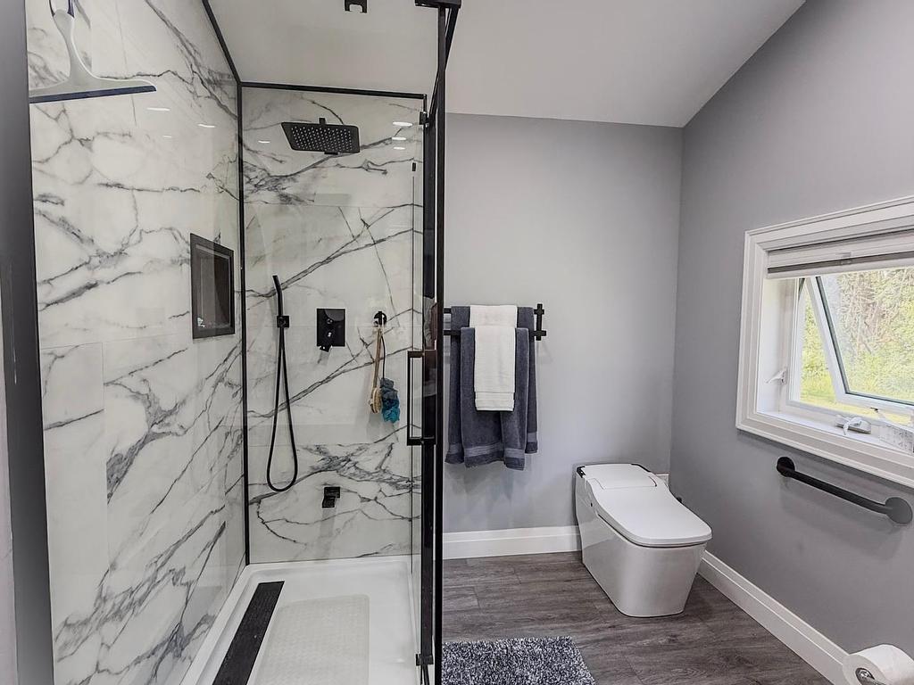 









9


Lytle

Lane,
Kawartha Lakes,




ON
K0M 2B0

