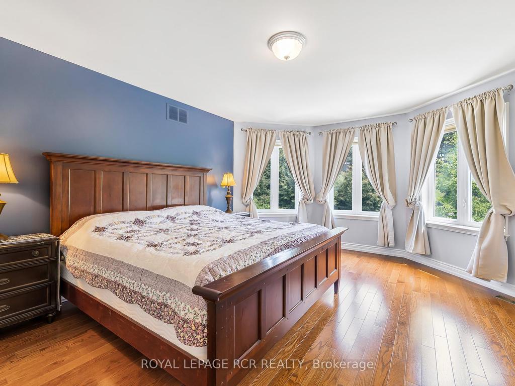 









30


Sandy Ridge

Court,
Whitchurch-Stouffville,




ON
L4A 2L4

