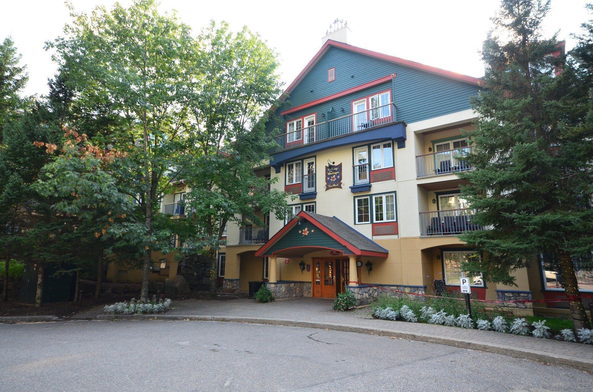 









140


Ch. au Pied-de-la-Montagne

, 518,
Mont-Tremblant,




QC
J8E3M2

