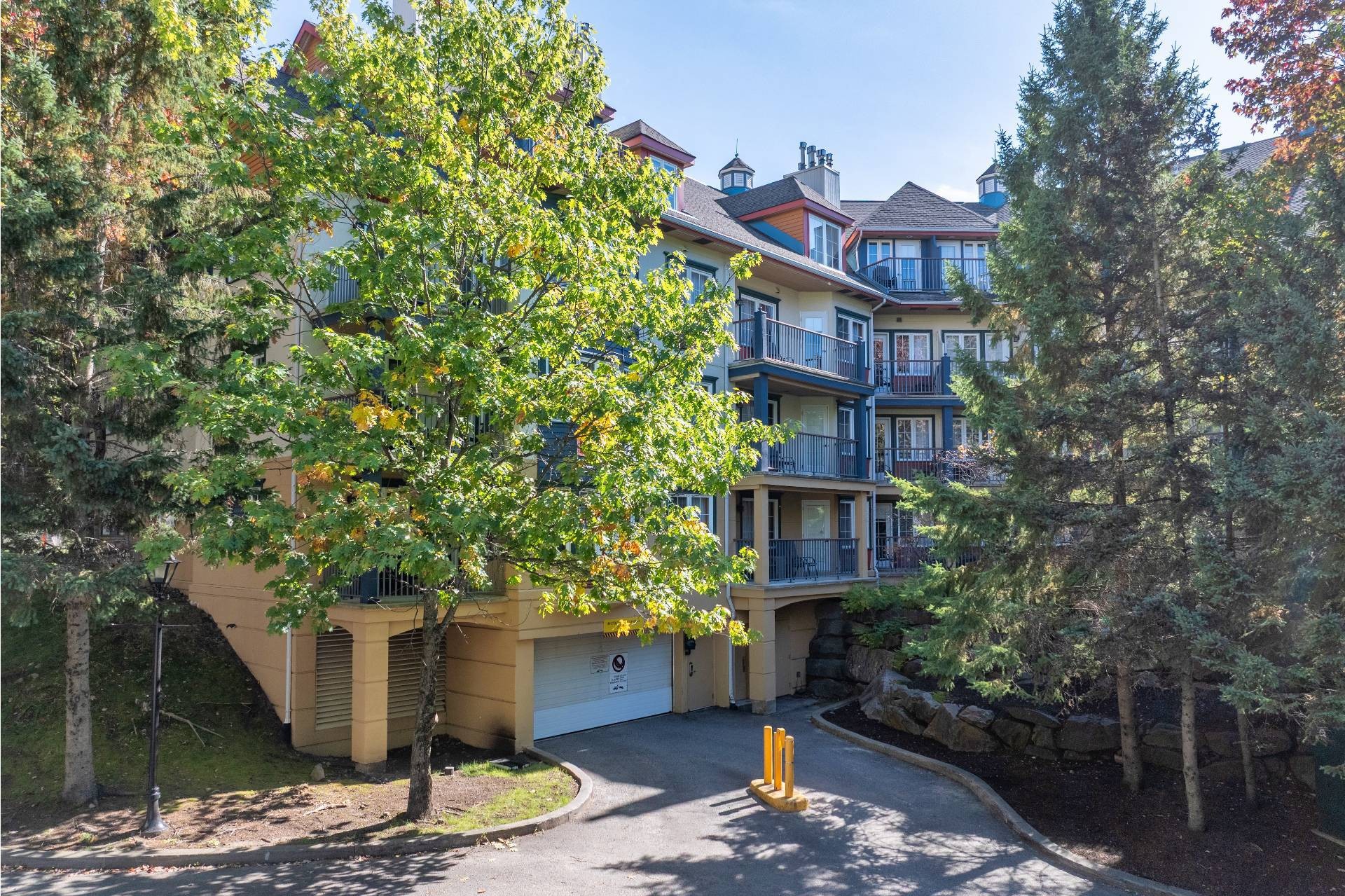 









140


Ch. au Pied-de-la-Montagne

, 518,
Mont-Tremblant,




QC
J8E3M2

