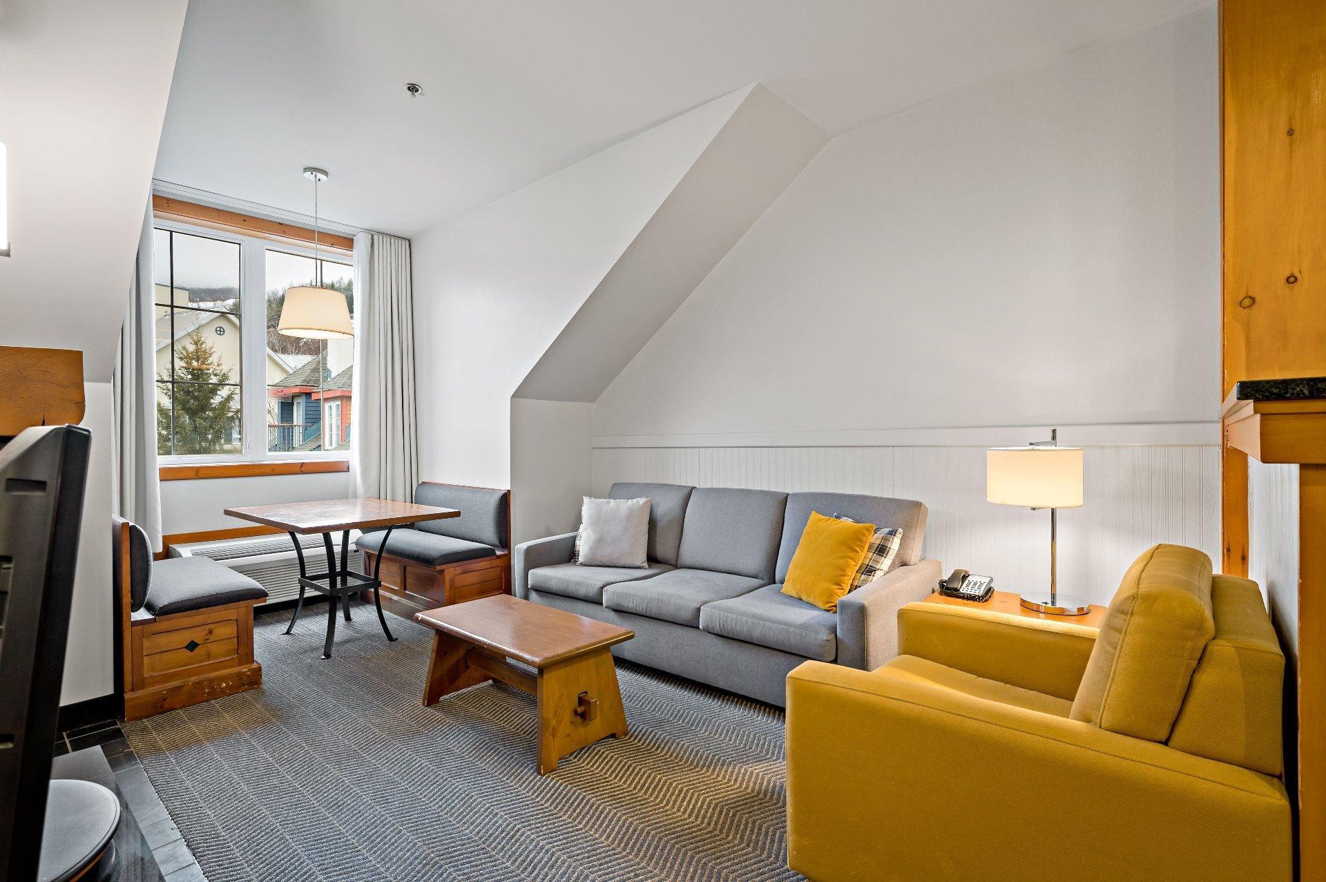 









140


Ch. au Pied-de-la-Montagne

, 518,
Mont-Tremblant,




QC
J8E3M2

