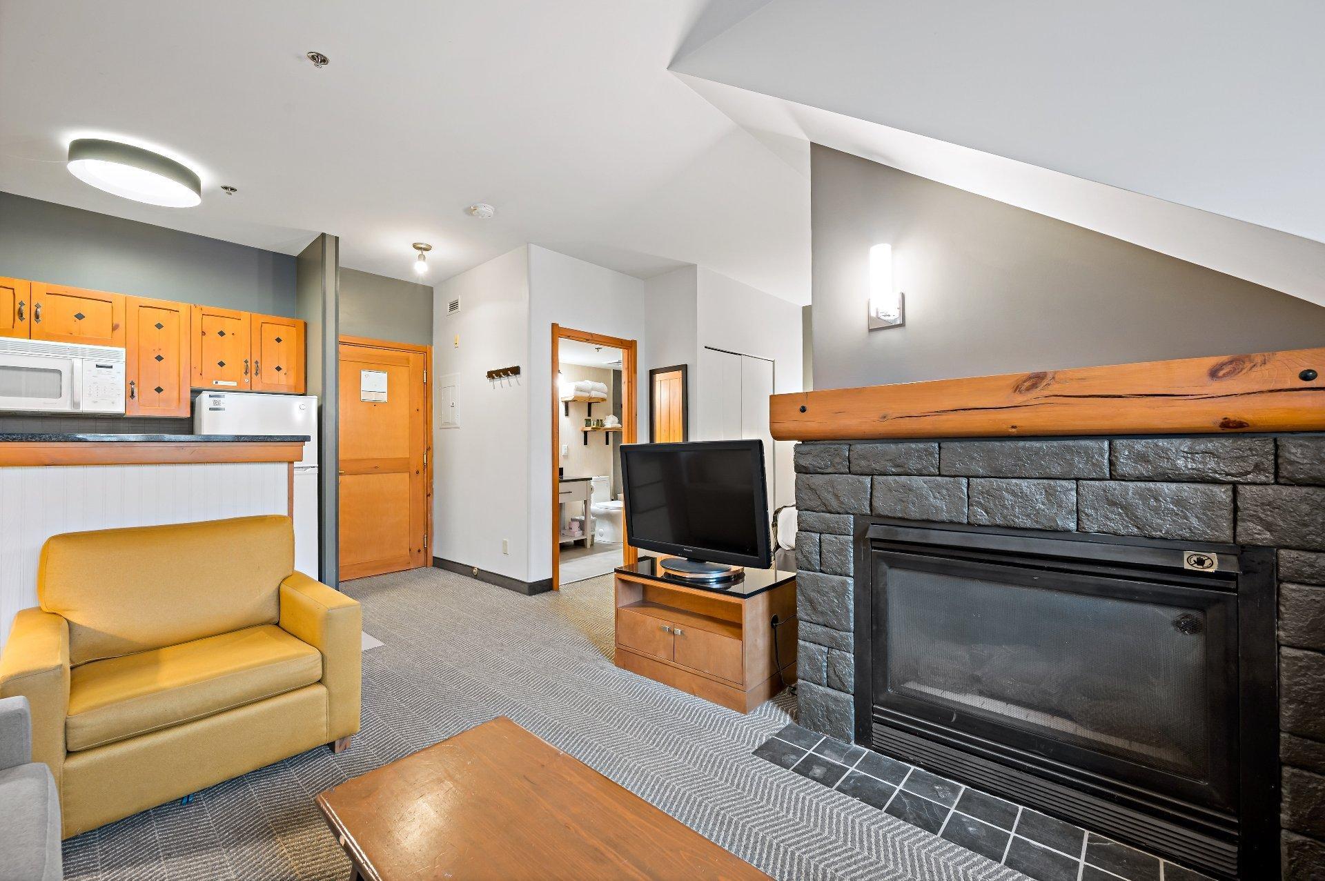 









140


Ch. au Pied-de-la-Montagne

, 518,
Mont-Tremblant,




QC
J8E3M2

