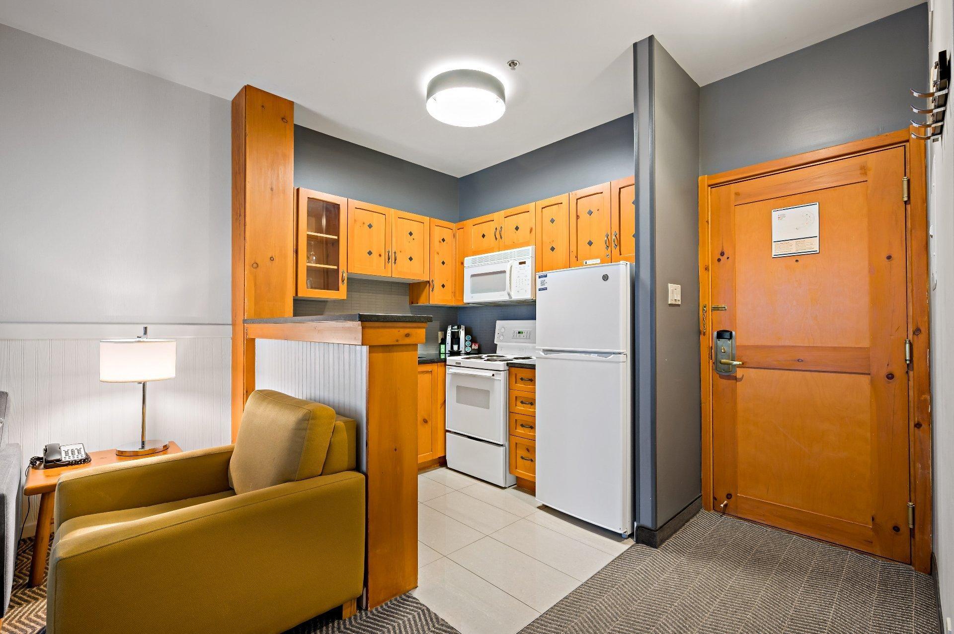 









140


Ch. au Pied-de-la-Montagne

, 518,
Mont-Tremblant,




QC
J8E3M2

