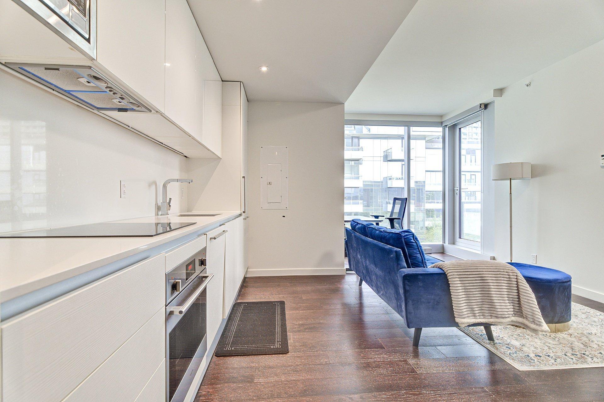 









1450


Boul. René-Lévesque O.

, 407,
Montréal (Ville-Marie),




QC
H3G0E1

