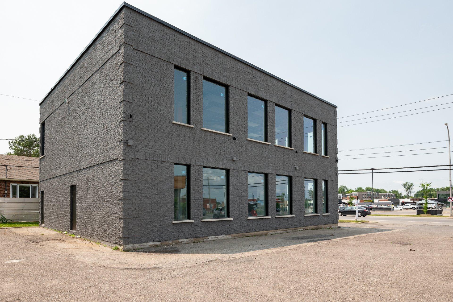 









26


Boul. Georges-Gagné S.

,
Delson,




QC
J5B2E2

