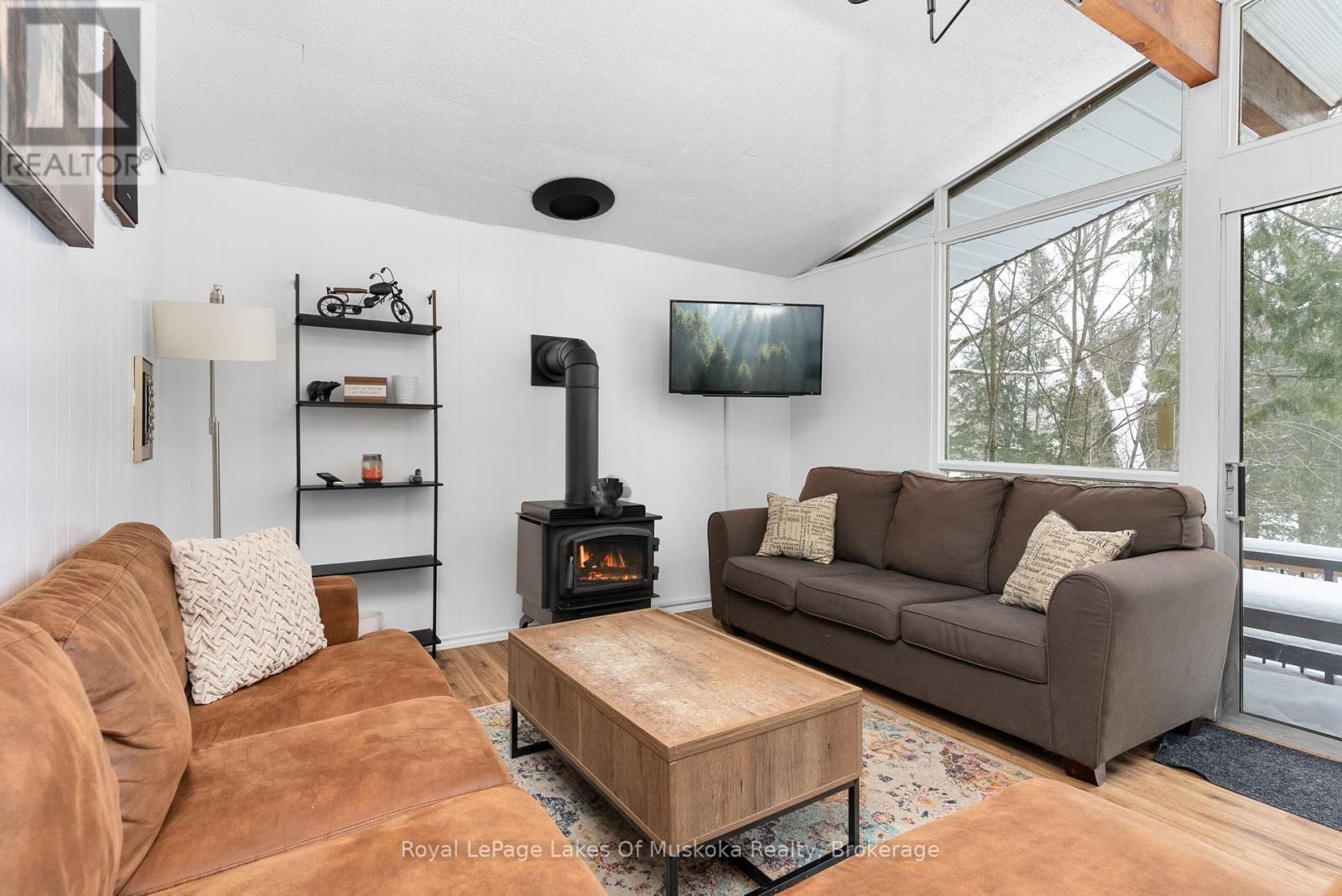 












879 RELATIVE ROAD

,
Armour,




Ontario
P0A1C0

