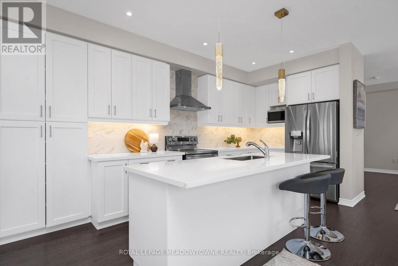 












628 BEAM COURT

,
Milton,




Ontario
L9E1L3

