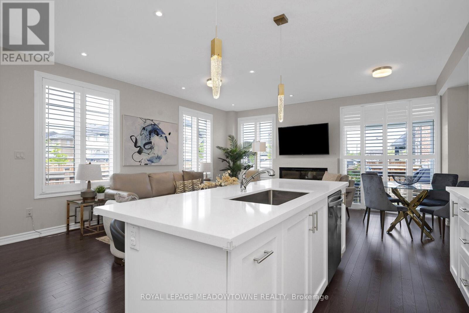 












628 BEAM COURT

,
Milton,




Ontario
L9E1L3

